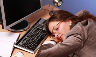 女人做梦梦见水好不好 女人做梦梦见水好不好周公解梦