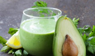 牛油果最简单的吃法怎么吃 牛油果最简单的吃法怎么吃才好吃