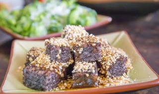 猪血糕的功效与作用 猪血糕的功效与作用是什么