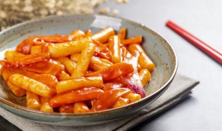 韩国辣年糕的做法(韩国辣年糕的做法和配料)