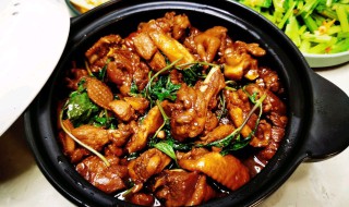 穿心莲三杯鸡的做法 三杯鸡正宗做法