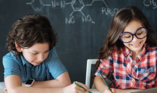 装腔作势的意思 装腔作势的意思解释词语