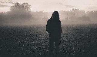 关于孤独的名言名句（关于孤独的名言名句有哪些）