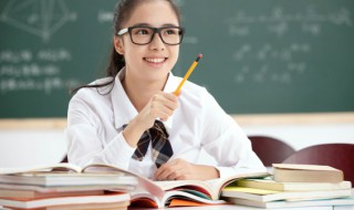 关于好奇的作文（关于好奇的作文600字）