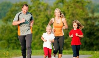 关于家人的作文（关于家人的作文300字）