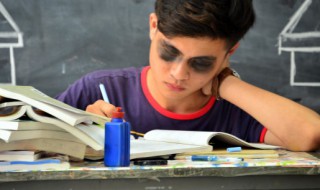 关于亲人的作文 关于亲人的作文800字初中作文