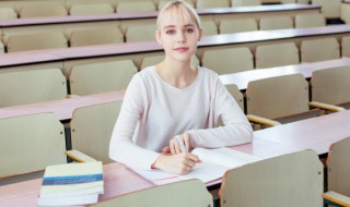 关于十月一日的作文（关于十月一日的作文四年级）