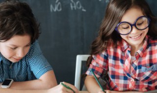 故事书用英语怎么说 英语书用英语怎么说