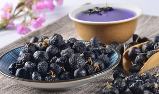 黑枸杞和红枸杞哪个好吃（黑枸杞和红枸杞哪个好吃些）