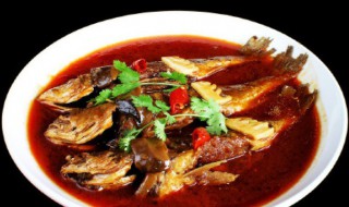 番茄焖小黄鱼怎么做 番茄焖小黄鱼怎么做的