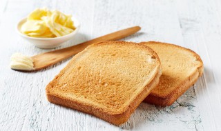 淡奶油土司的做法（淡奶油土司的做法和配方）