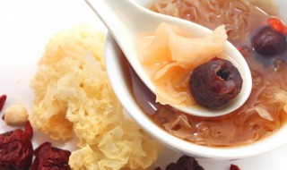 银耳乌龙羹怎么做（银耳乌龙羹怎么做的）