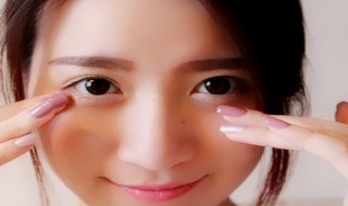 用手摸脸妆会不会掉 用手摸脸妆会不会掉色