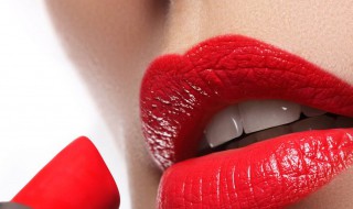 什么样的女人适合涂红色口红 有哪些区别