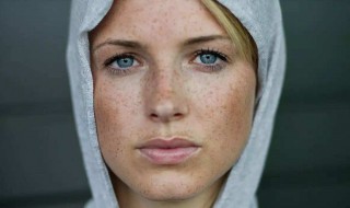 皮肤暗沉发黄用什么洗面奶好 皮肤暗沉发黄用什么洗面奶好一点