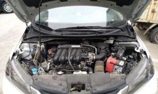 汽车本田锋范电瓶换法