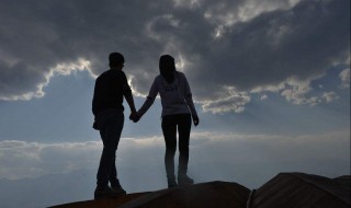 爱一个人是什么感觉（真正深爱一个人是什么感觉）