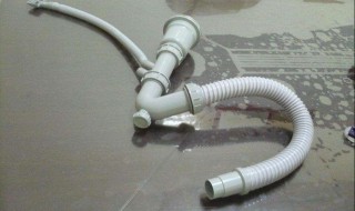 清洗水管把水管洗坏了（水管脏了怎么清洗）