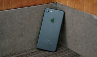 手机开不起机开起晃呀晃呀怎么回事 手机老振动开不了机