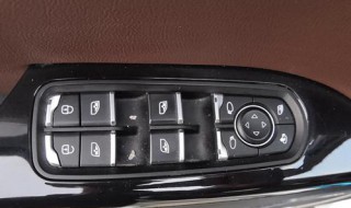 君马s70电瓶没电了怎么锁上所有车门 君马s70电瓶没电了怎么锁上所有车门