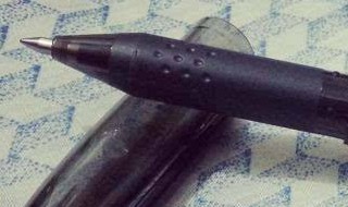 子弹头笔芯怎么换 子弹头笔芯换笔壳