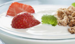 在家自己怎么做奶昔（在家自己怎么做奶昔好喝）