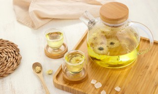 菊花茶为什么泡了会变成绿色 菊花茶泡了为什么菊花会变绿色