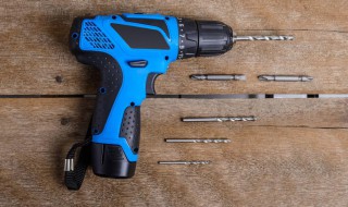 电钻的使用方法（芝浦手电钻的使用方法）