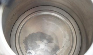 锅里水垢怎么能除掉 锅里的水垢怎么去除掉