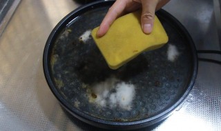电饼铛多年的污垢怎样清理（电饼铛多年的污垢怎样清理掉）
