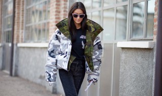 羽绒服粘了油渍洗不掉怎么办（羽绒服沾了油渍洗不掉怎么办）