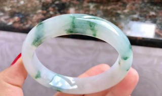 玉镯保养方法 玉镯的保养方法