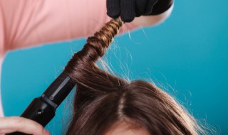 锡纸烫烫头发教程(锡纸烫头发怎么烫)