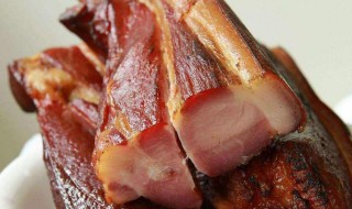自己做烟熏腊肉怎么做好吃（自己做烟熏腊肉怎么做好吃窍门）