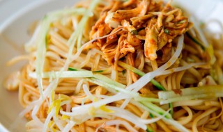 川味鸡丝凉面教程 川味鸡丝凉面教程图片