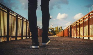 人生感慨心灵的句子（人生感慨心灵的句子说说）