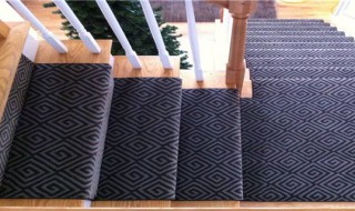 楼梯地毯清洗方法（楼梯地毯清洗方法有哪些）