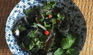 凉拌薄荷皮蛋如何做（薄荷凉拌皮蛋的做法窍门）