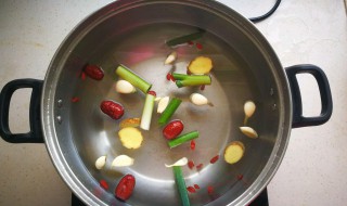 冬季滋补火锅如何做 滋补火锅怎么做