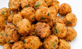 洋葱炒鱼丸如何做 洋葱炒鱼丸子的做法