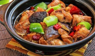 正宗黄焖鸡怎么做才好吃（正宗黄焖鸡怎么做才好吃又简单）