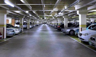 地下车库停车入库技巧 地下车库停车入库技巧图解