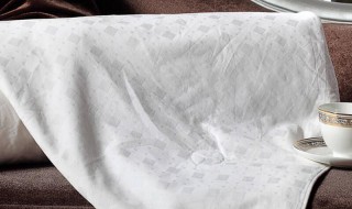 空调被发黄了怎样清洗（发黄的空调被怎么清洗）