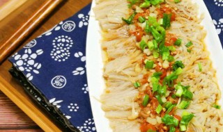 蒜蓉烤金针菇的做法（蒜蓉烤金针菇的做法 烤箱窍门）