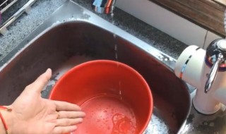 水管被冻住了怎么快速解冻 水管冻住的解冻方法