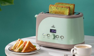 早餐机烤吐司的温度和时间（吐司烘烤温度和时间）
