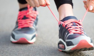 运动鞋系鞋带最好的方法（运动鞋系鞋带最好的方法图解）