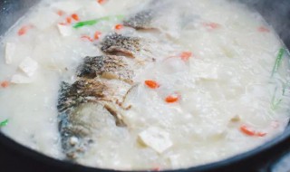 鲫鱼怎么做炖汤（鲫鱼怎么做炖汤好喝）