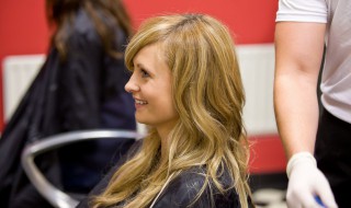 染发个人经验技巧（如何快速掌握染发技巧）