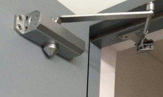 闭门器正确安装技巧 闭门器正确安装技巧图片